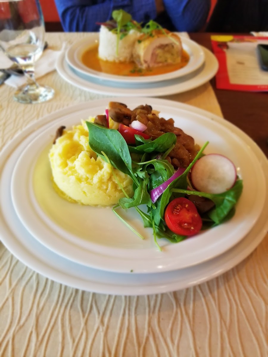 Premier Restaurant-6